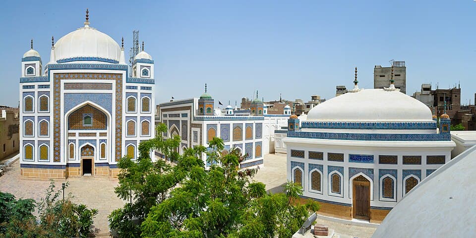 Bahawalpur — rent a car