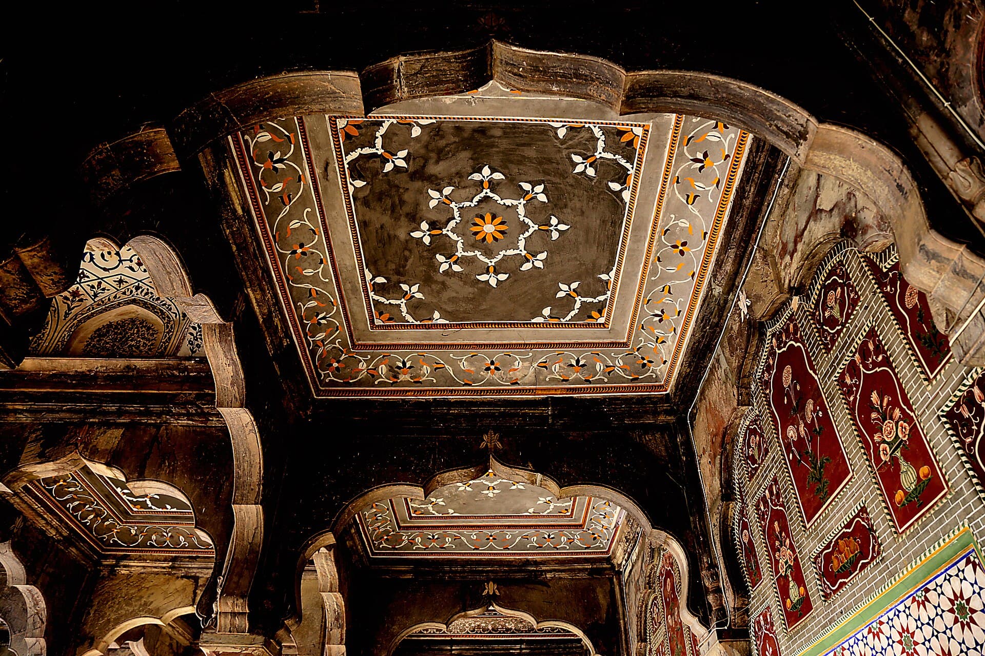 Chiniot — rent a car