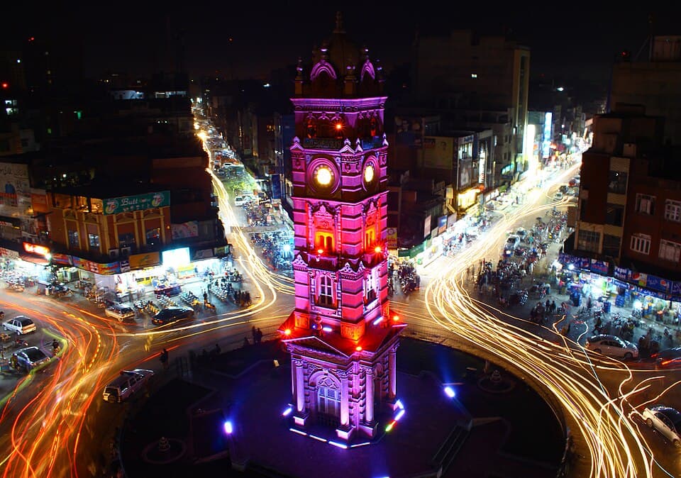 Faisalabad — rent a car