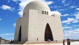 Karachi — rent a car