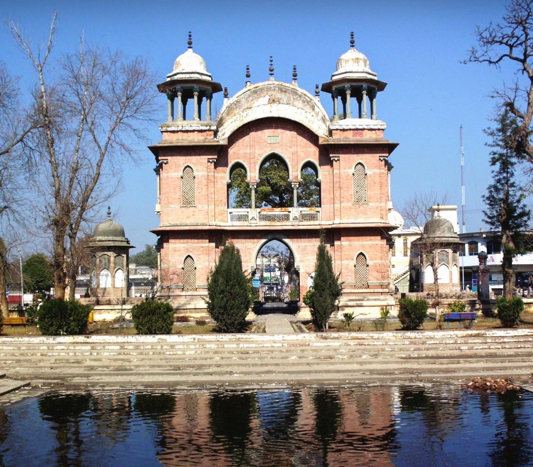 Mardan — rent a car